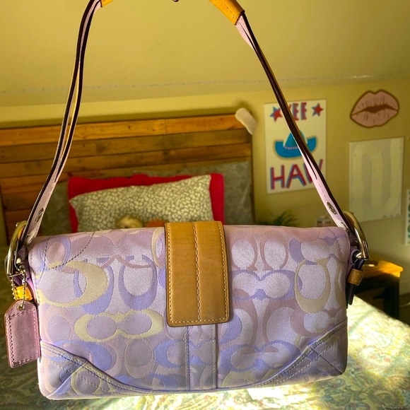 LIMITED EDITION RARE COACH LILAC SOHO BAGUETTE💜💜💜 - Picture 2 of 6